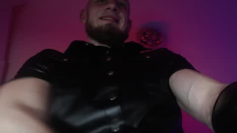  I AM NOT A DIRECTOR I AM THE BOSS            KINGDADDYSIRSTR8ALPHAMASTER online show from June 1, 6:20 pm