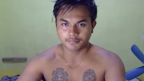 hunkyzeus online show from October 12, 4:21 pm