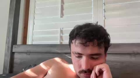 Snapshot of hunterbentleyy chatting on October 16, 9:57 pm Hunter online show from October 16, 9:57 pm