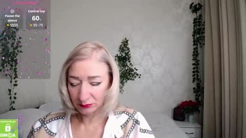 Irena online show from November 6, 1:58 pm