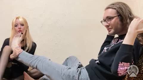 hyperfixation online show from November 9, 9:50 pm