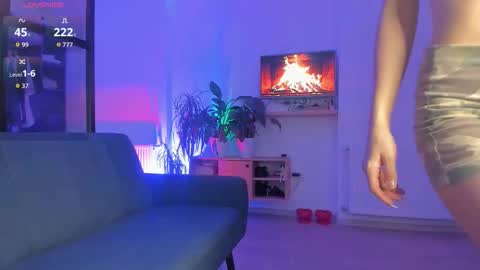 i___love__you online show from November 3, 10:11 pm