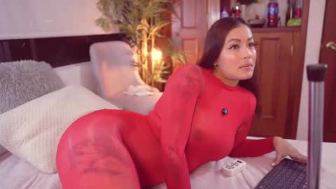 Lucy online show from October 25, 10:03 am