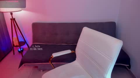 Snapshot of i_lulu chatting on September 23, 12:48 am Lul online show from September 23, 12:48 am