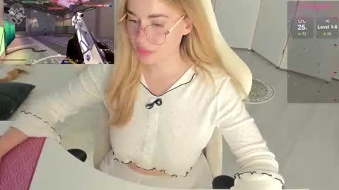 Snapshot of i_want_you_eva chatting on October 13, 11:12 am HiI am EvaPVT is open online show from October 13, 11:12 am