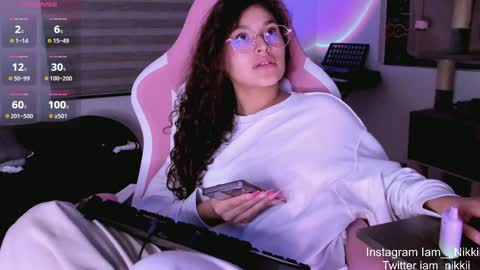 On instagram Imm  NikkiHelp me reach 100 likes online show from December 5, 10:17 am