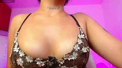 Snapshot of iam_salomex chatting on February 23, 3:08 pm Salo online show from February 23, 3:08 pm