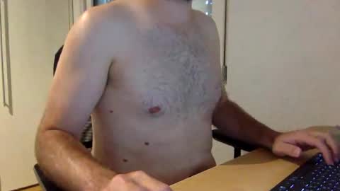 iam_will online show from July 24, 12:24 pm