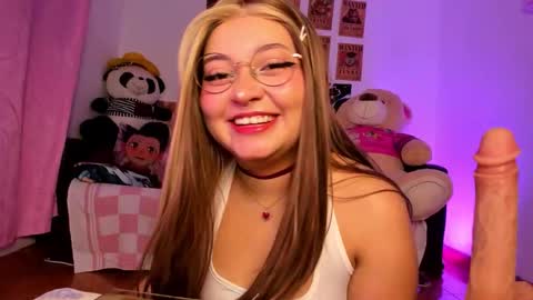 Zoe 3 online show from February 27, 10:41 am