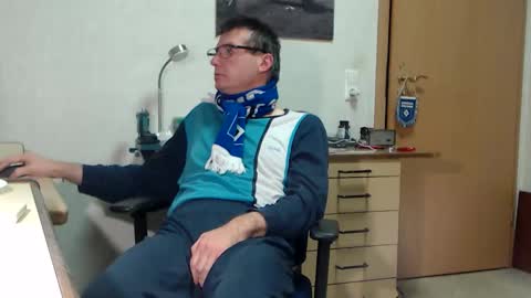 iamachim online show from December 4, 6:35 am