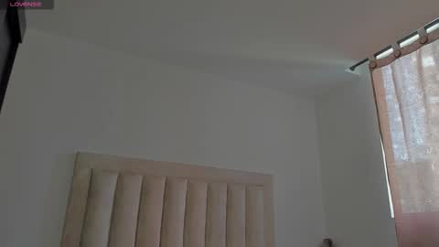Snapshot of iamjulian_ chatting on September 24, 1:29 pm Juliiiiian online show from September 24, 1:29 pm