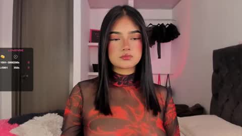    online show from February 18, 3:10 pm