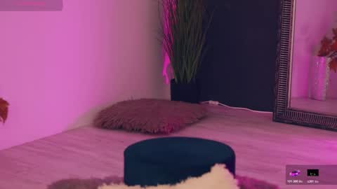 Lila online show from November 23, 6:50 pm