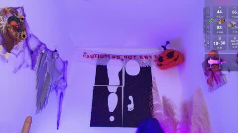 IM LOLA  online show from October 24, 6:52 pm