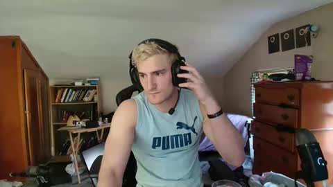 iamtommyparker online show from November 7, 4:20 pm