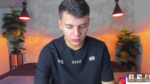 ian_jacob online show from April 11, 7:51 pm