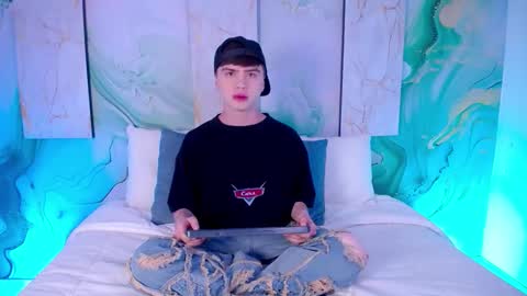 Ian  online show from March 28, 1:34 pm