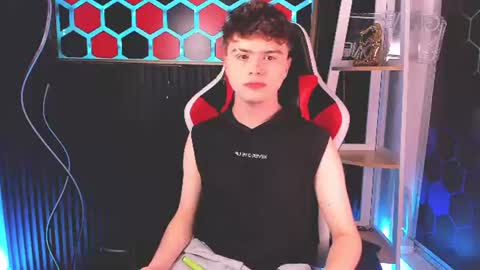 Ian  online show from June 17, 2:22 pm