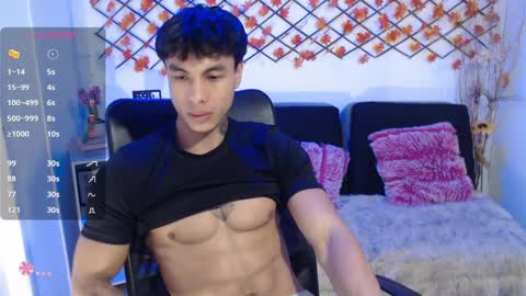 Ian  online show from May 5, 12:55 pm