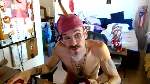 PMS online show from October 3, 6:16 pm