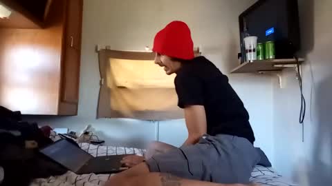 Supernova Man online show from December 1, 7:49 pm