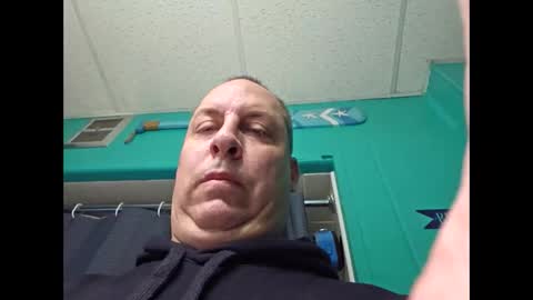 ice1001 online show from February 5, 10:55 pm