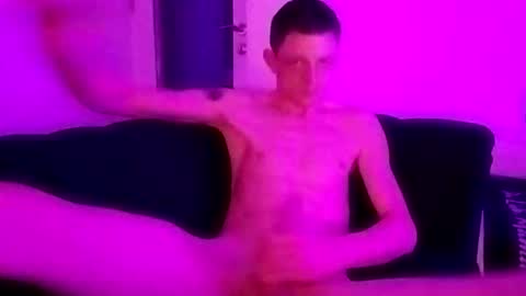 icheinfachich13 online show from December 23, 1:23 am