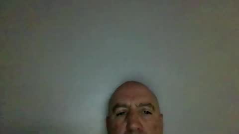 icumming online show from February 14, 11:42 am