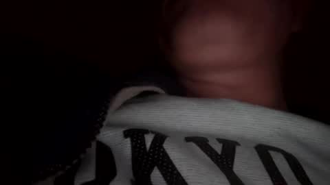 Snapshot of icums4u chatting on October 19, 9:41 pm icums4u online show from October 19, 9:41 pm