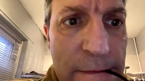 Snapshot of icums4u chatting on December 8, 3:56 pm icums4u online show from December 8, 3:56 pm