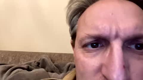 Snapshot of icums4u chatting on January 27, 4:33 pm icums4u online show from January 27, 4:33 pm