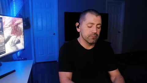 Snapshot of icy_ivy chatting on February 22, 2:50 am Ivan online show from February 22, 2:50 am