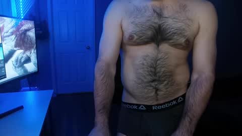 Snapshot of icy_ivy chatting on February 17, 9:54 pm Ivan online show from February 17, 9:54 pm