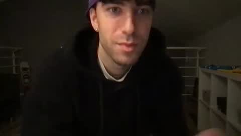 icyninesix online show from February 3, 10:32 pm