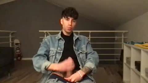 icyninesix online show from January 8, 10:06 pm