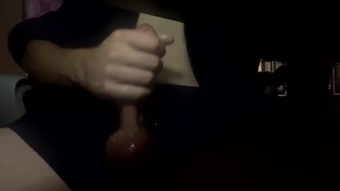 Snapshot of idkwhattocallthisone chatting on December 6, 2:22 pm idkwhattocallthisone online show from December 6, 2:22 pm