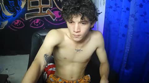 Snapshot of idra_starcol chatting on October 19, 12:26 am JENN GRECIA MILLER online show from October 19, 12:26 am