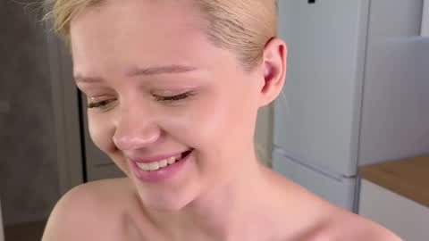 Lisa online show from March 4, 9:29 am