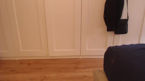 Ifk Donkeys online show from September 19, 9:13 am