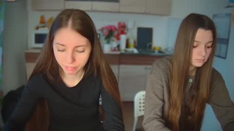 Snapshot of ihavepaws33 chatting on February 3, 1:08 pm Julia and Mira online show from February 3, 1:08 pm