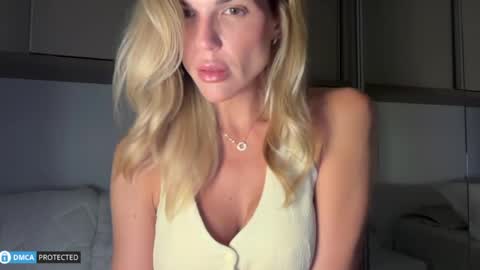 Ivy online show from April 14, 10:02 pm