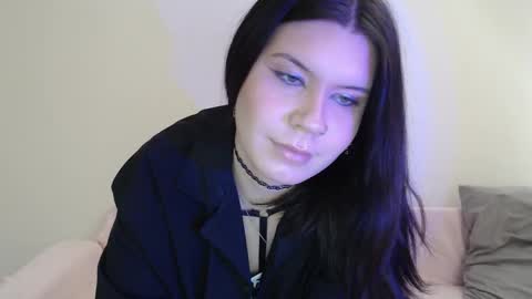Snapshot of iintimate_flesh chatting on October 9, 10:32 am Vella online show from October 9, 10:32 am