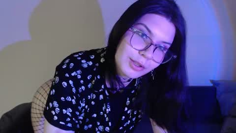 Snapshot of iintimate_flesh chatting on September 22, 8:40 am Vella online show from September 22, 8:40 am