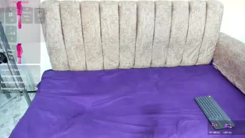 iisabella11 online show from November 5, 6:37 am