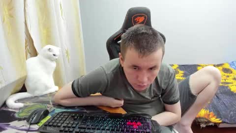 iliaskris online show from October 23, 1:23 pm