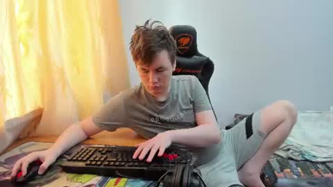 iliaskris online show from June 17, 8:41 am