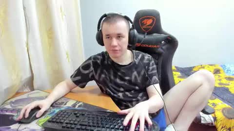 iliaskris online show from October 10, 6:36 pm