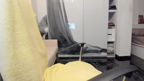 Bamby online show from February 12, 6:33 pm