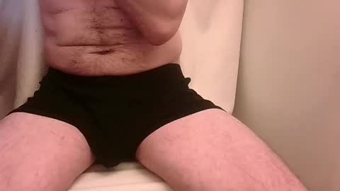 Snapshot of illubricat chatting on January 3, 12:40 pm illubricat online show from January 3, 12:40 pm