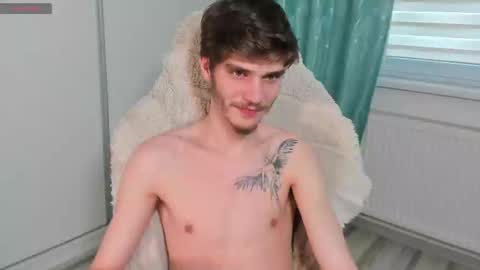 Snapshot of illusions888 chatting on February 27, 11:06 am D-Illusion online show from February 27, 11:06 am